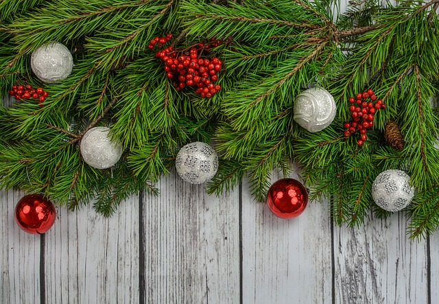 Jak tanio udekorować dom na święta Bożego Narodzenia?